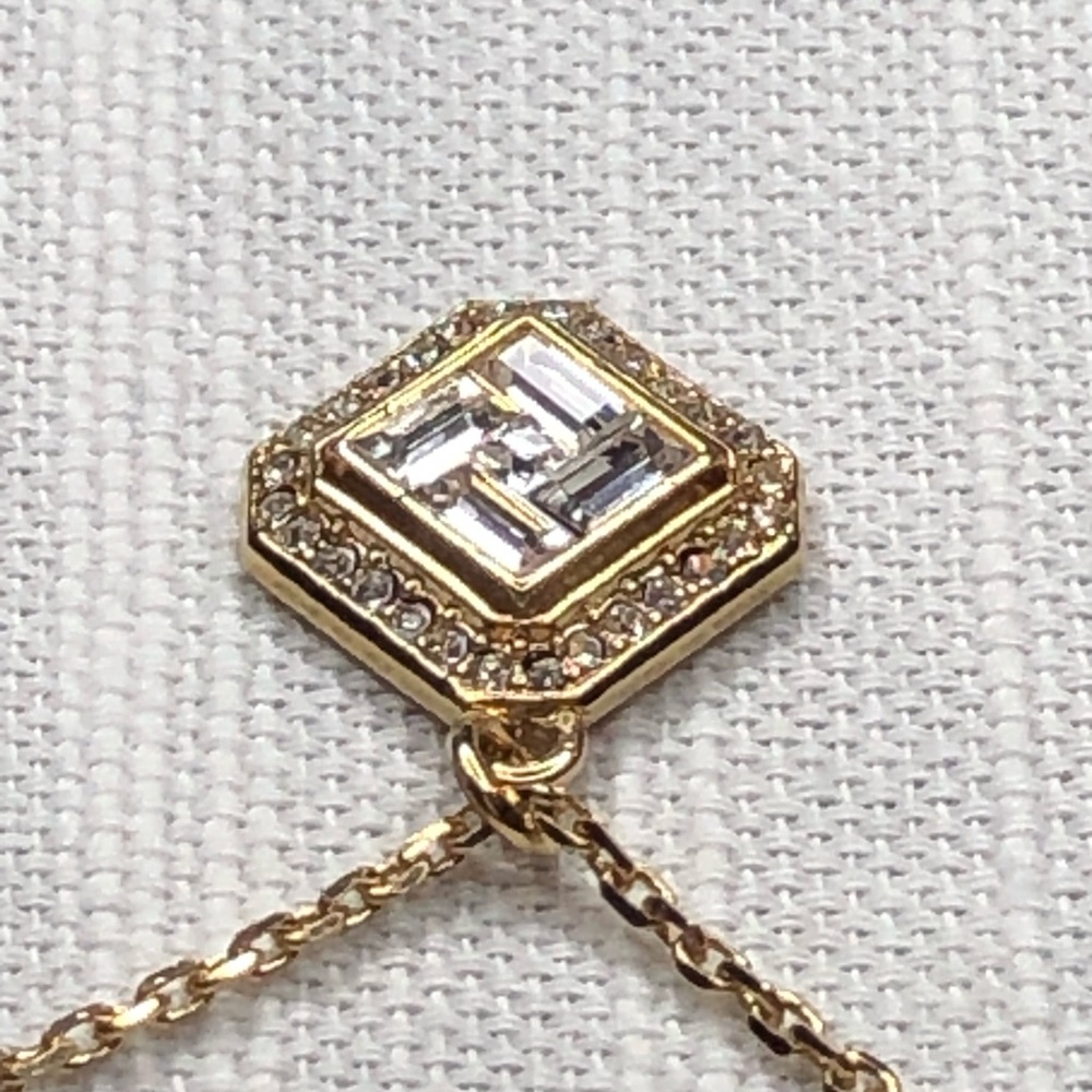 Carolee Gold-Tone Pendant Necklace - Picture 10 of 10